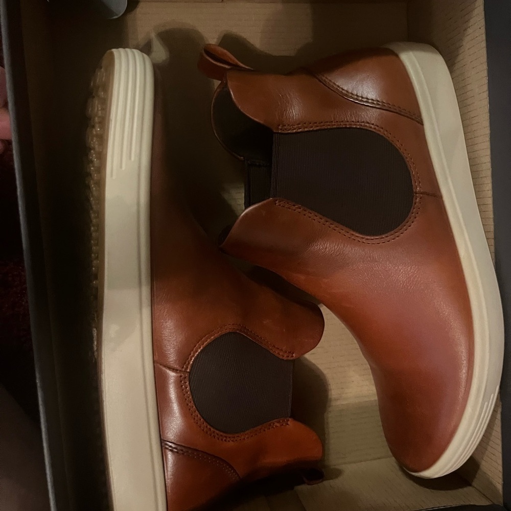 Ecco Soft 37 Taupe Ankle Boots View 2